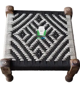 Wooden Pidha – Design 22 – WP-22 – handmade by Mudha Wala
